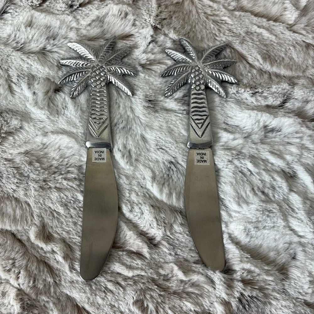 Palm Tree Engraved Silver Bowl Set With Two Spreaders